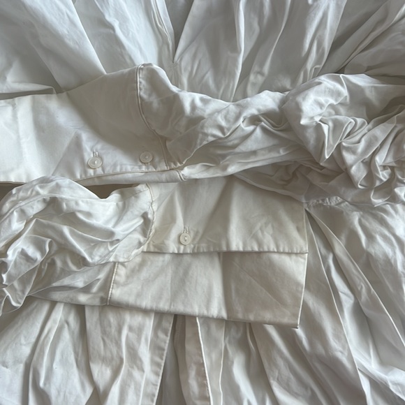 V-Neck Cotton Blouse - Picture 4 of 4